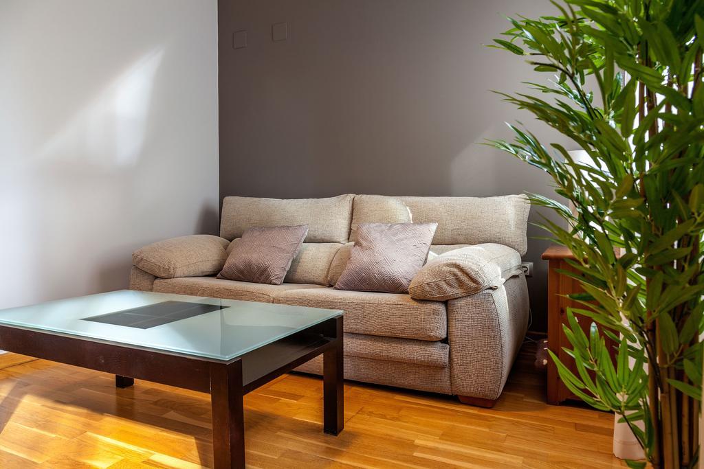 Valencia Flat Rental Swim And Paddle الغرفة الصورة