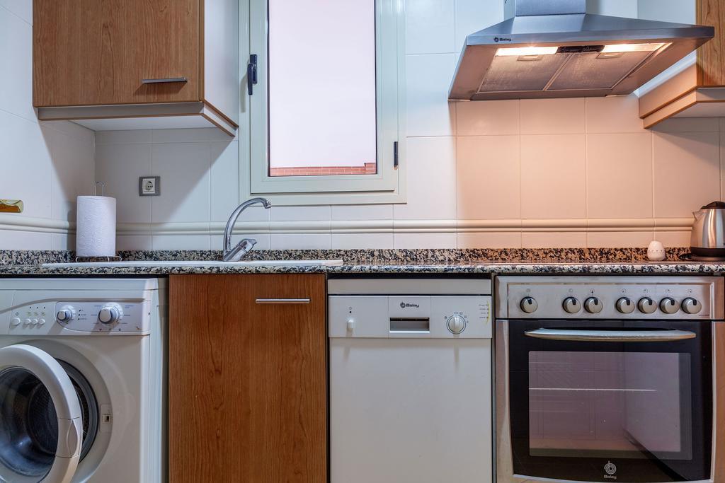 Valencia Flat Rental Swim And Paddle الغرفة الصورة